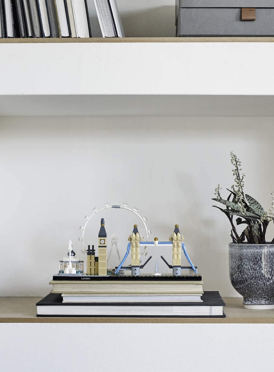 LEGO Architecture: London - 468 Piece Building Kit [LEGO, #21034] - Image 5