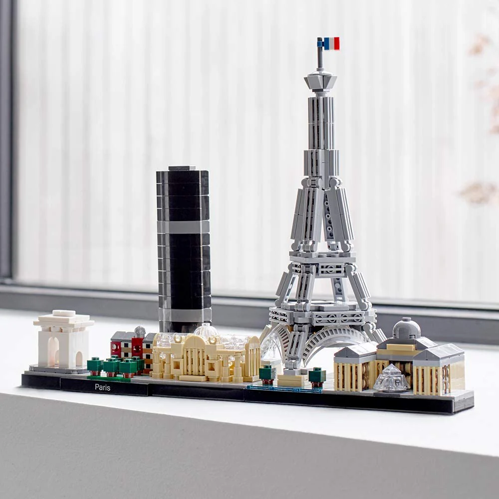 LEGO Architecture: Paris - 649 Piece Building Kit [LEGO, #21044] - Image 6